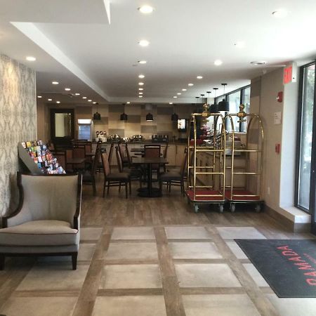 מלון ניו יורק Ramada By Wyndham Bronx Terminal מראה חיצוני תמונה