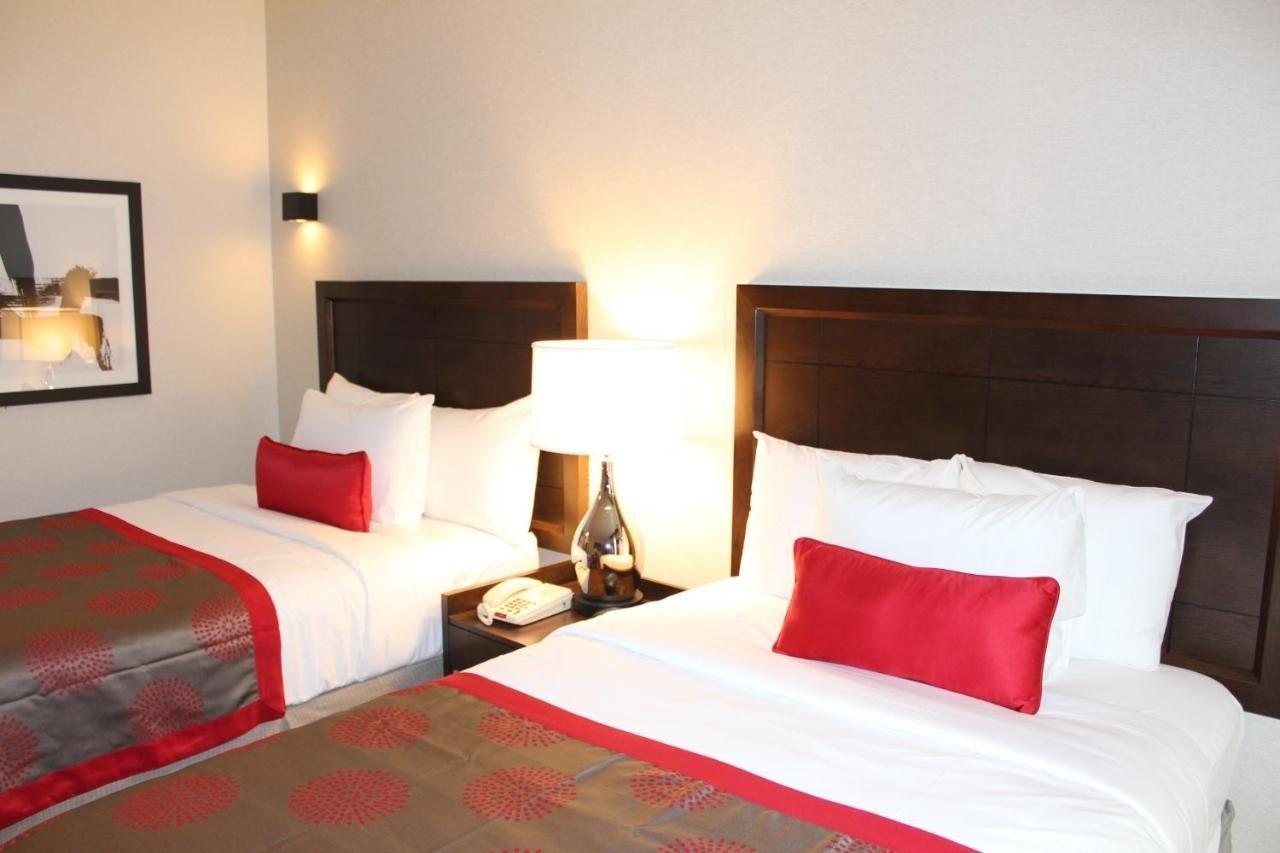 מלון ניו יורק Ramada By Wyndham Bronx Terminal מראה חיצוני תמונה
