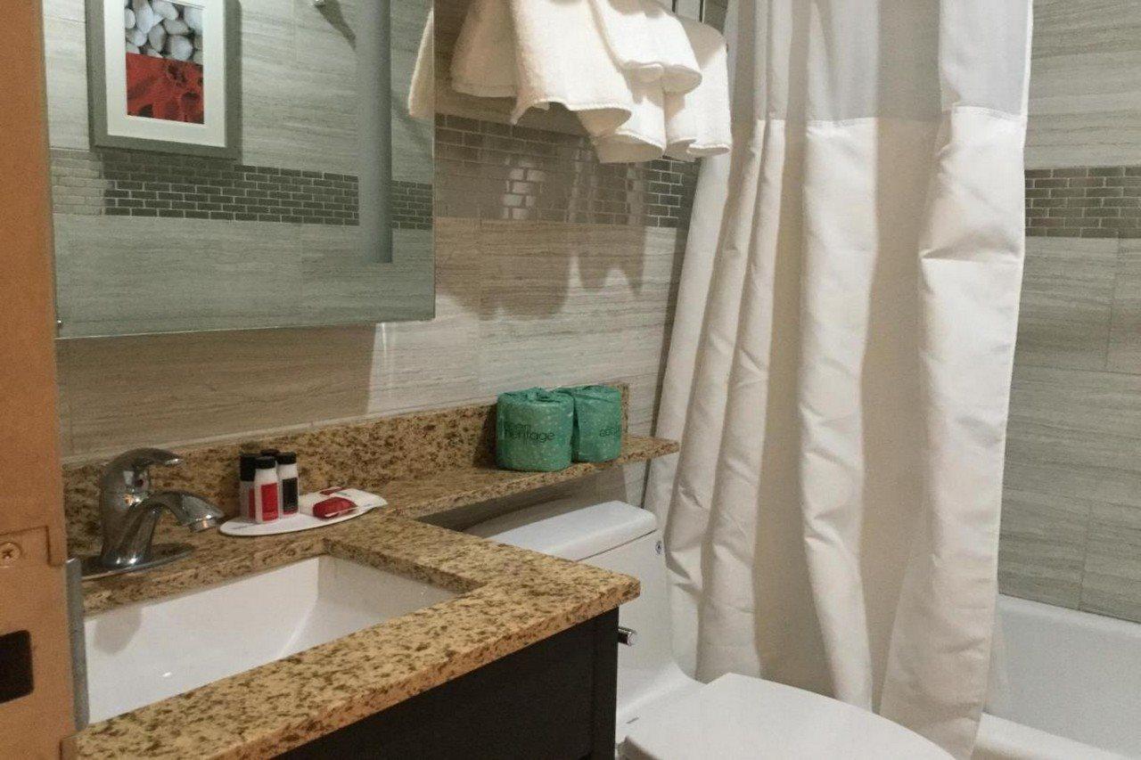 מלון ניו יורק Ramada By Wyndham Bronx Terminal מראה חיצוני תמונה